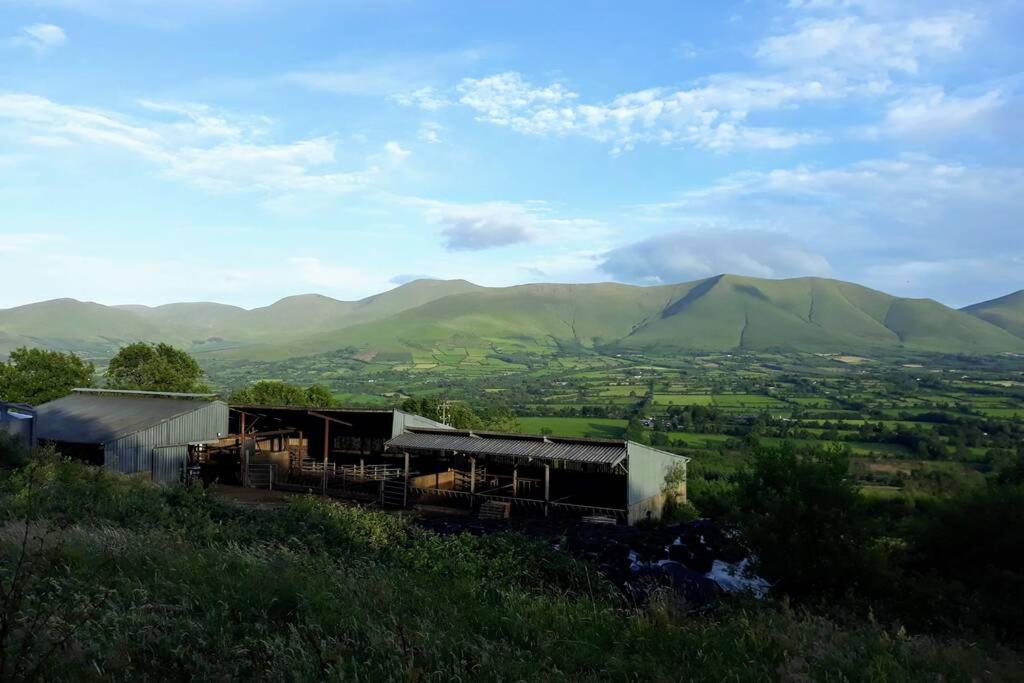 Corderry Farmhouse, Idyllic Cottage Amid 250 Acres Lisvernane Ngoại thất bức ảnh